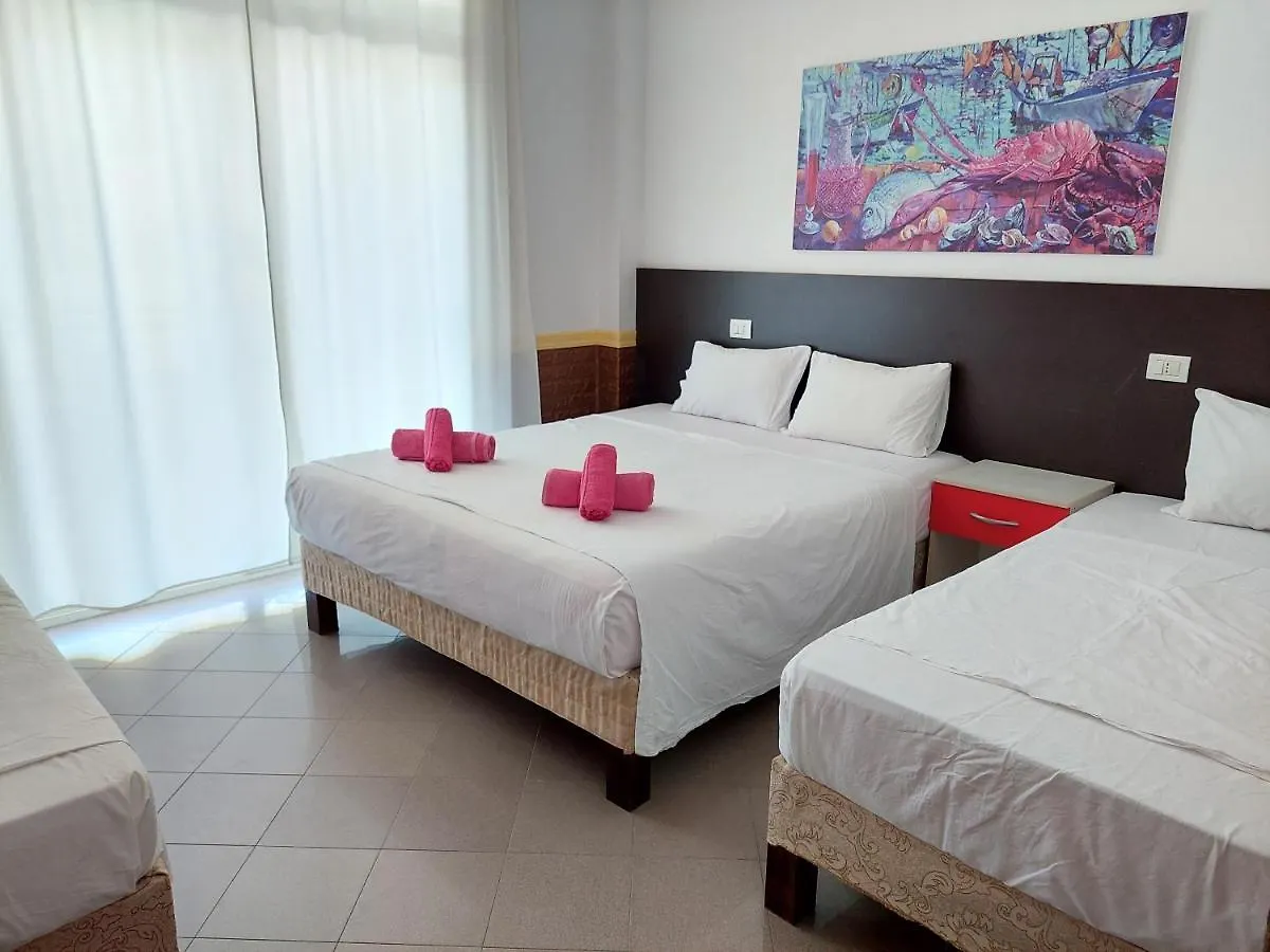 Hotel Nacional Durrës 3*,  Albánie