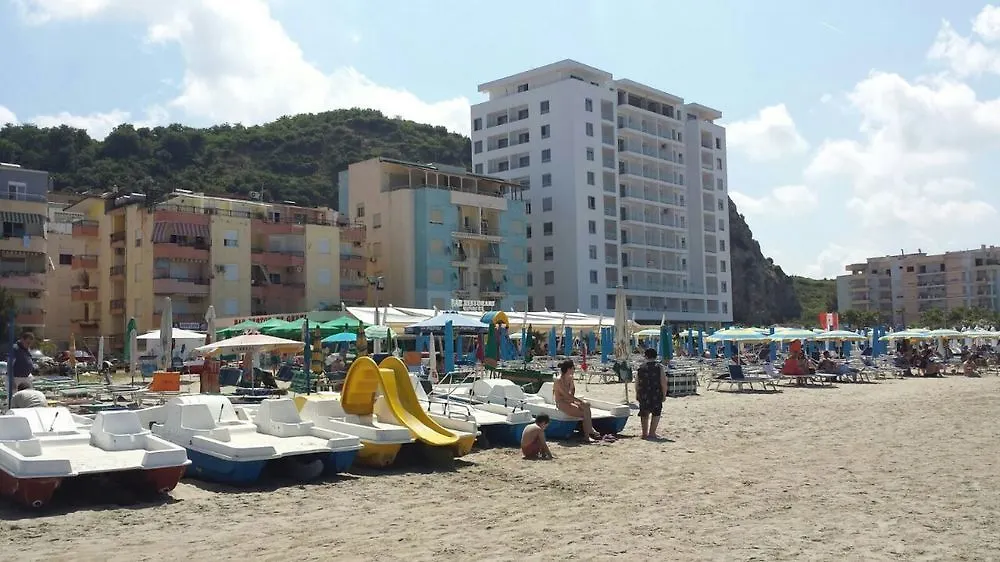 Hotel Nacional Durrës Albánie